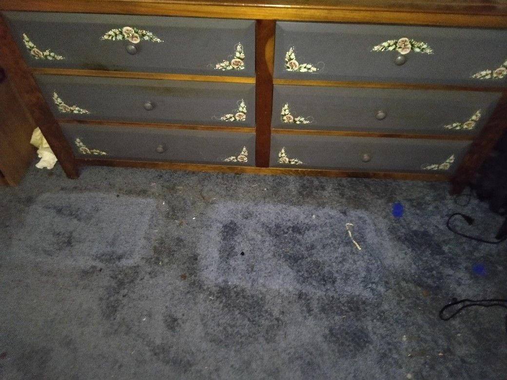 Dresser