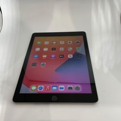 Apple iPad 5 128GB WiFi 9.7” -Fully Working!!!!!