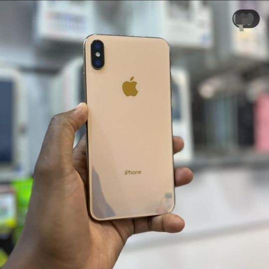 iPhone Xs Max | IPhone XR Unlocked / Desbloqueado 😀 - Different Colors Available