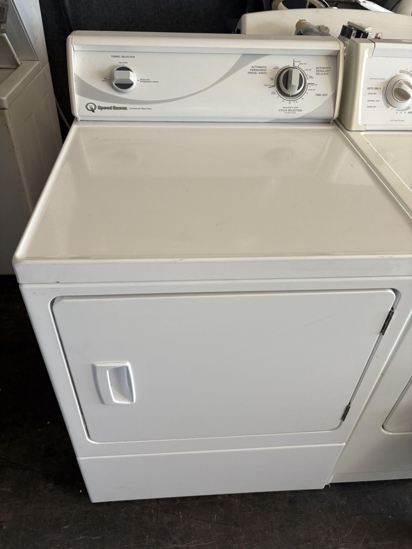 Like NEW RELIABLE SPEED QUEEN ELECTRIC DRYER.$425 Delivered Installed.$375 Picked Up.4 month Warranty