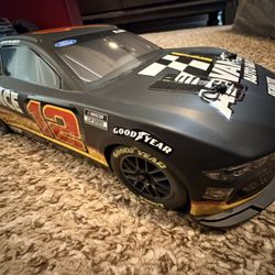 Brand New RTR Losi NASCAR 1/12        #12