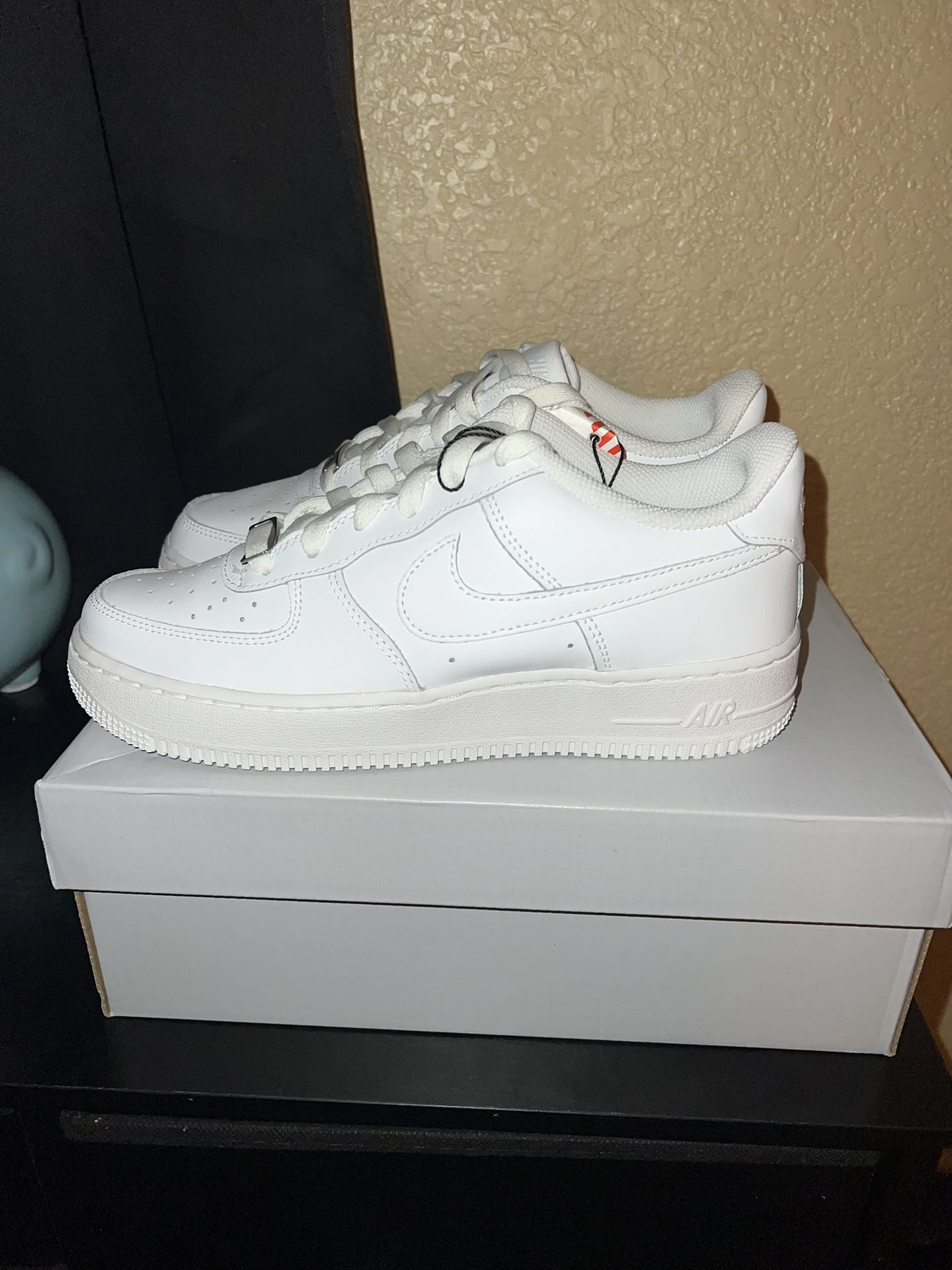 AIR FORCE 1 LE GS 'TRIPLE WHITE'