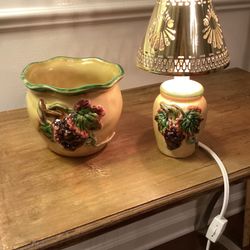 Pacific Rim Lamp (9.5”T) with Metal shade and matching Grape cluster bowl (5”T x 6”W) toggle switch