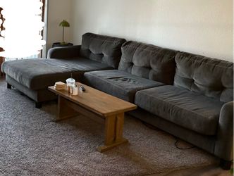 Sectional Couch: Great Condition! NEED GONE ASAP