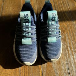 used Boys shoes
