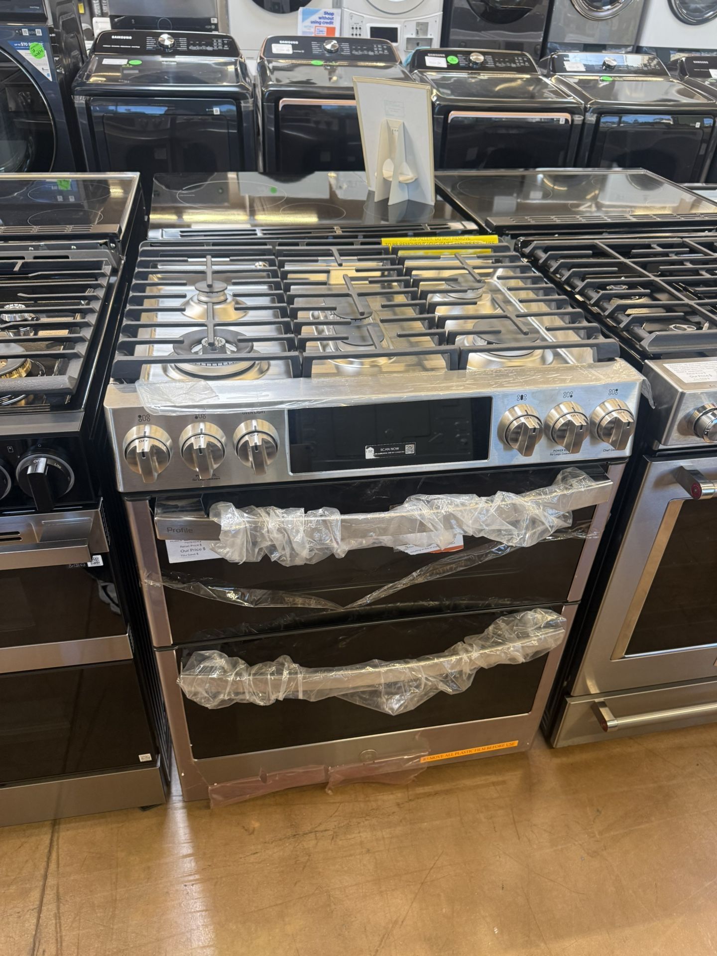 GE profile 30” gas range double oven