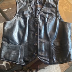 Women’s Leather Riding Vest