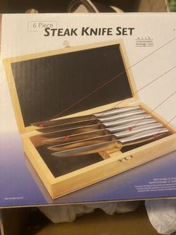 Beautiful Knife Set In Wooden Box . New. $60