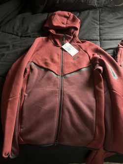 Nike tech Brand New