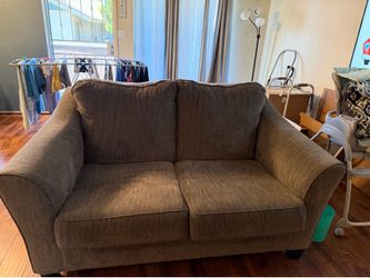 Sofa & loveseat
