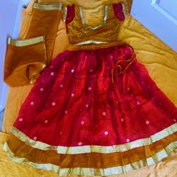 🌺 Gorgeous Rose Gold, Red and Gold Lehenga Choli with Dupatta - Complete 3-Piece Set 🌺