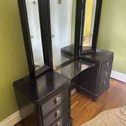 Vanity 