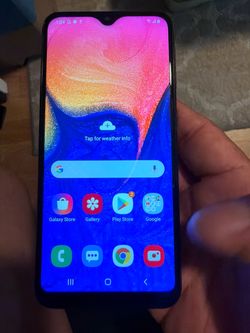 Working perfectly fine. No cracks or damage