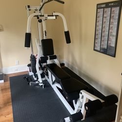 Parabody Universal Gym Machine 