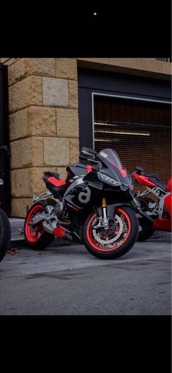 2021 Aprilia RS660