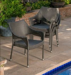 Outdoor patio wicker chairs stackable