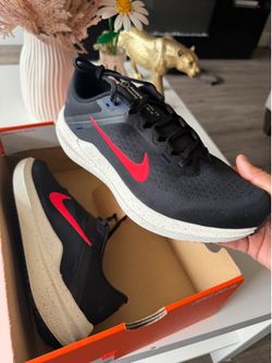 🔥 Nike Air Winflo 10 Size 10 – Like New w/ Box – Great Deal