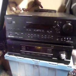 Stereos/AV Receiver 