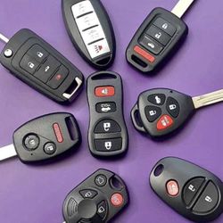 Keys Cut And Programmed Llaves Controles Gmc Toyota Honda Dodge Jeep Chrysler Ford Nissan Infiniti 