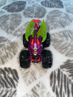 Hot Wheels Monster Trucks 1:64 Dragonizer