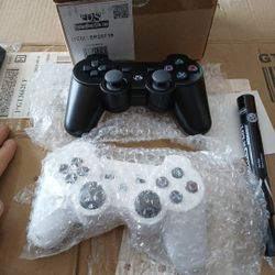 2 PACK PS3 CONTROLLERS 