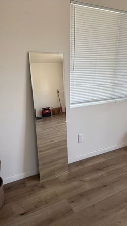 Skinny small mirror
