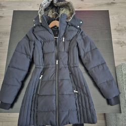 Woman's Nautica Coat 