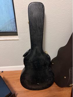 Guitar case Tylor hard shell