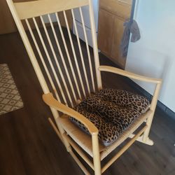 Rocking Chair 