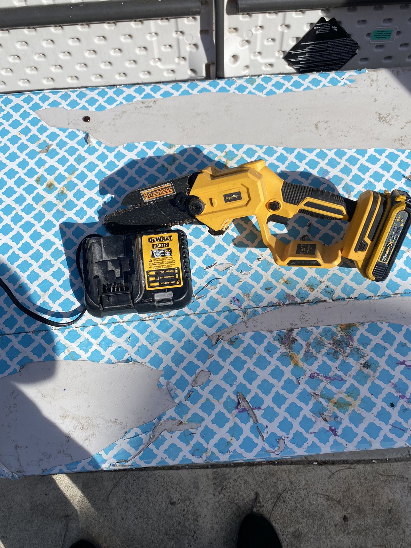 Mellif Cordless Power Chainsaw Compatible with Dewalt 20V Max With Battery Charger Included