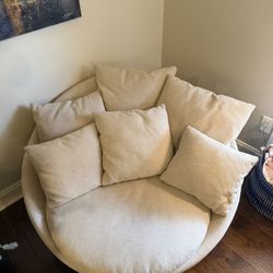 Circular Living Room Chair/couch