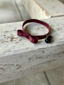 Handmade Pearl and Bow Stretch Bracelet