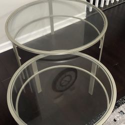 A Set Of Glass Coffee Table 
