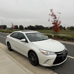 2016 Toyota Camry SE Special Edition 