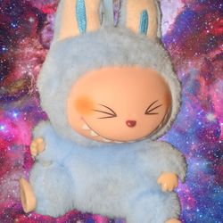 Labubu 🩵