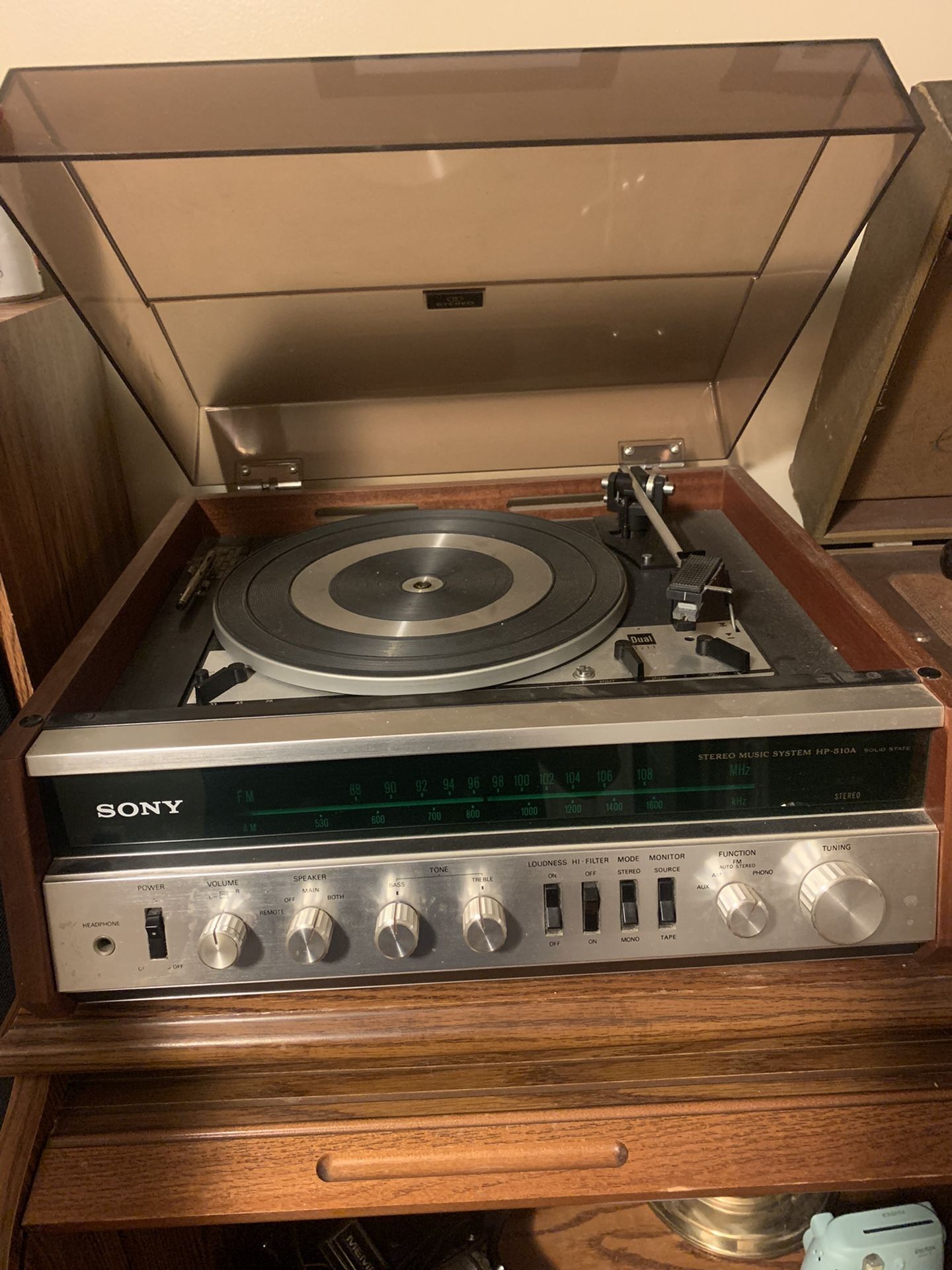 Vintage Sony HP-510A for Sale in Lancaster, OH - OfferUp display picture 1