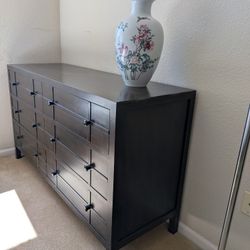 Dark Espresso 6-Drawer Dresser - Matching Mission/Craftsman Style - Like New Bedroom Storage