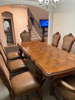 Michael Amini AICO Excelsior Luxury Dining Set – 8 Chairs + 3 Leaves – $3,500 OBO