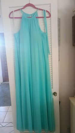 Davids Bridal size 14 Chiffon Bridesmaid or Prom byDress