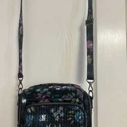 Lug Ranger Crossbody bag and wallet, like new orginaly over$100,selling for $65 together