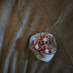 🌸 Artisan Silver Leaf Necklace – Real Freshwater Pearls