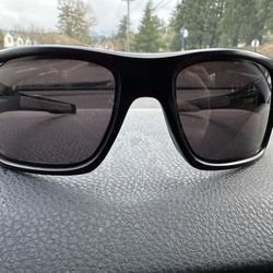Like New Oakley Turbine Sunglasses 