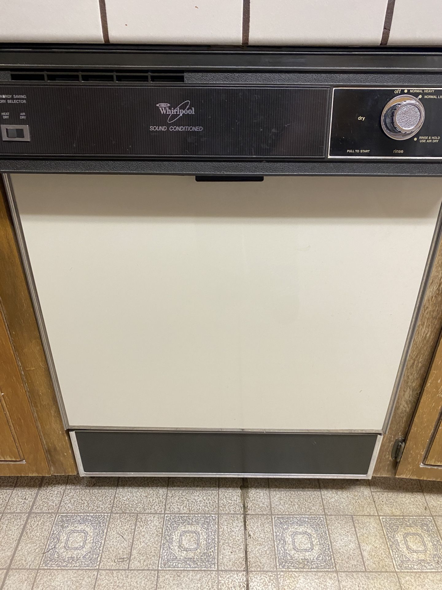 Whirlpool Dishwasher