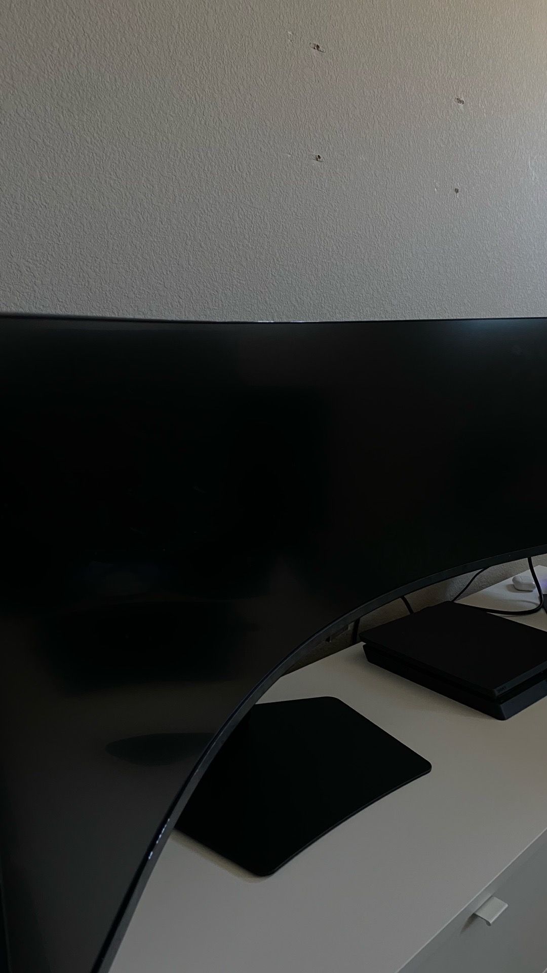39 inch monitor