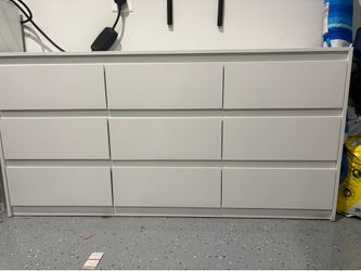 Chest of drawers- 9