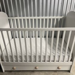 Baby Crib With Draws