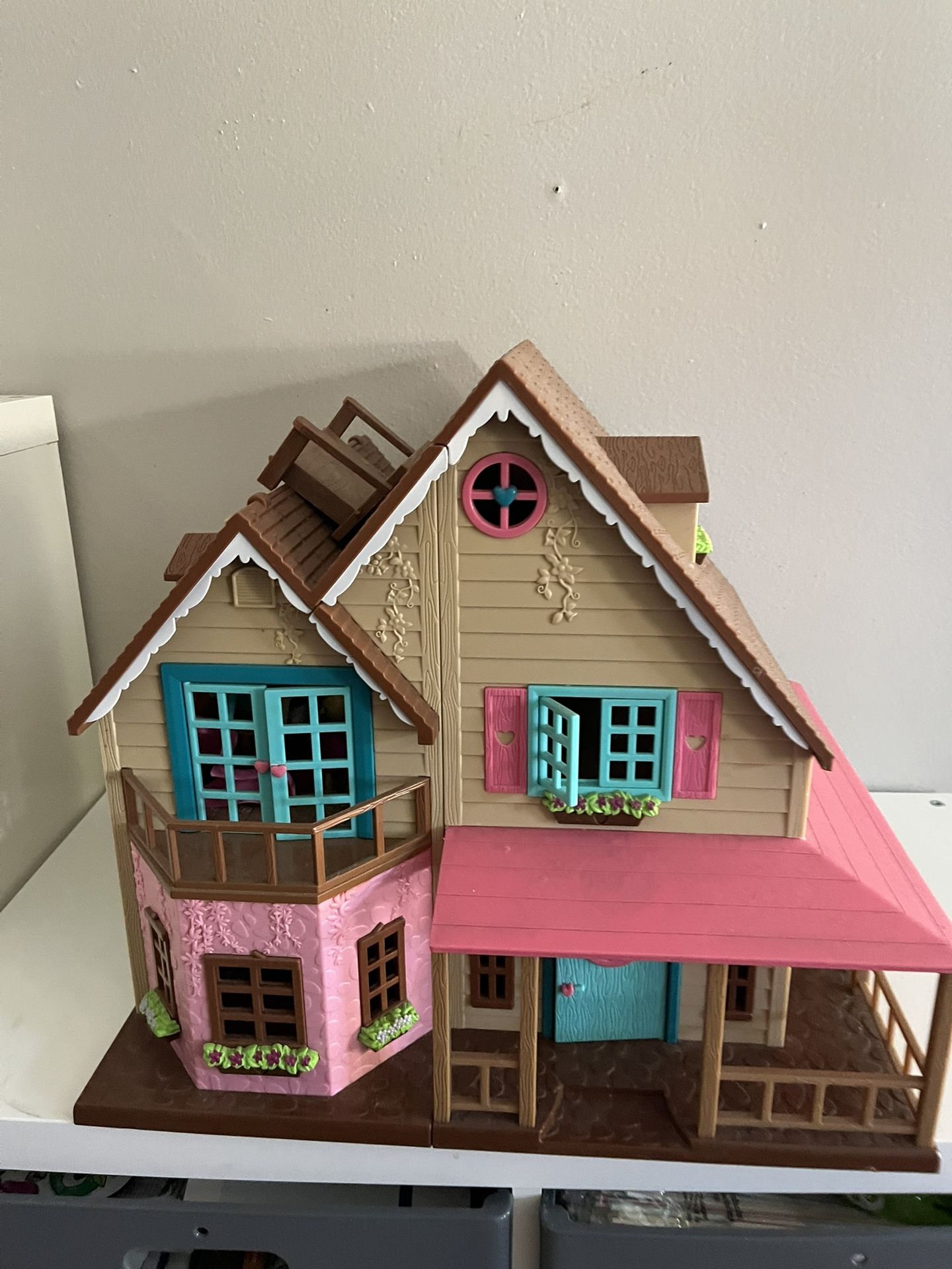 Doll House