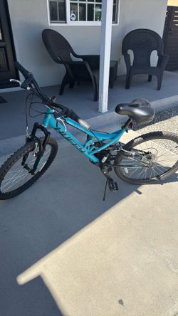 Huffy Trail Runner 24” Mountain Bike - Shimano Gears - Ready to Ride