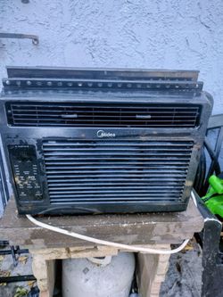 Midea air conditioner