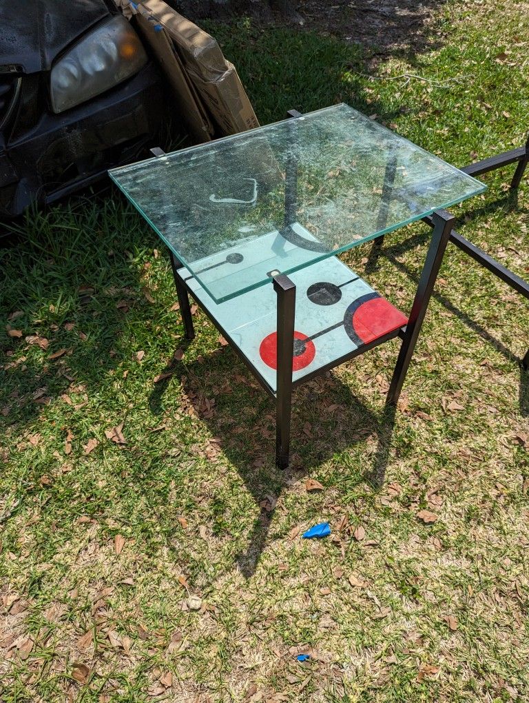 End Table And Matching Coffee Table